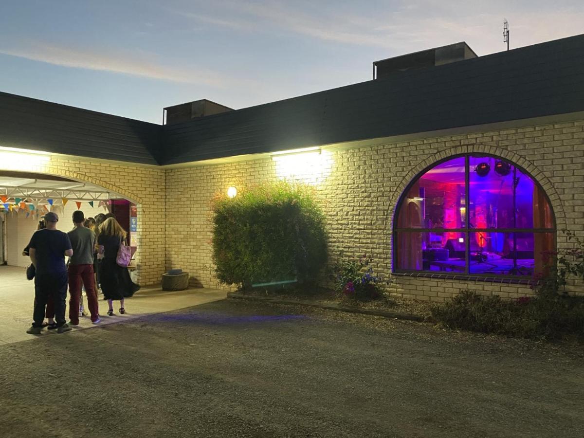 Charlton Motel 외부 사진