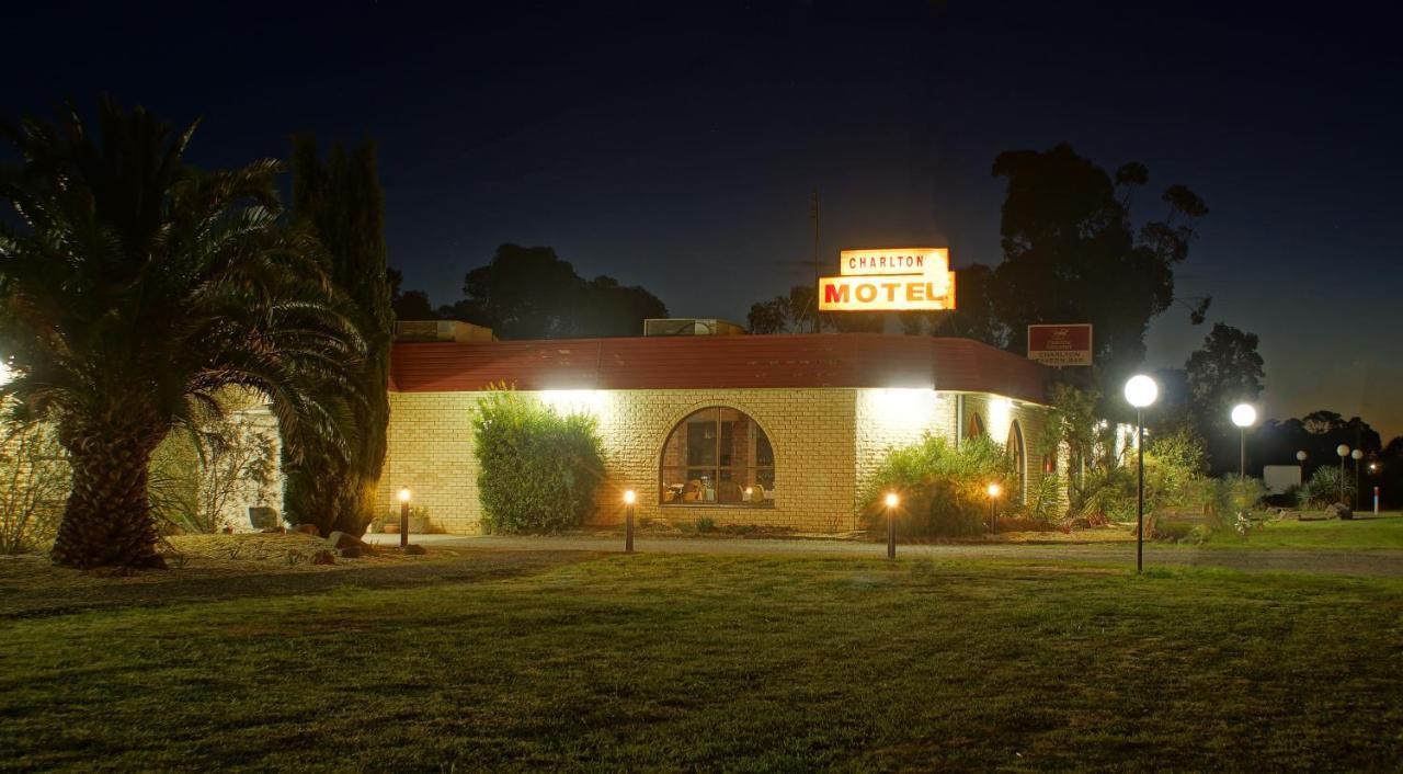 Charlton Motel 외부 사진